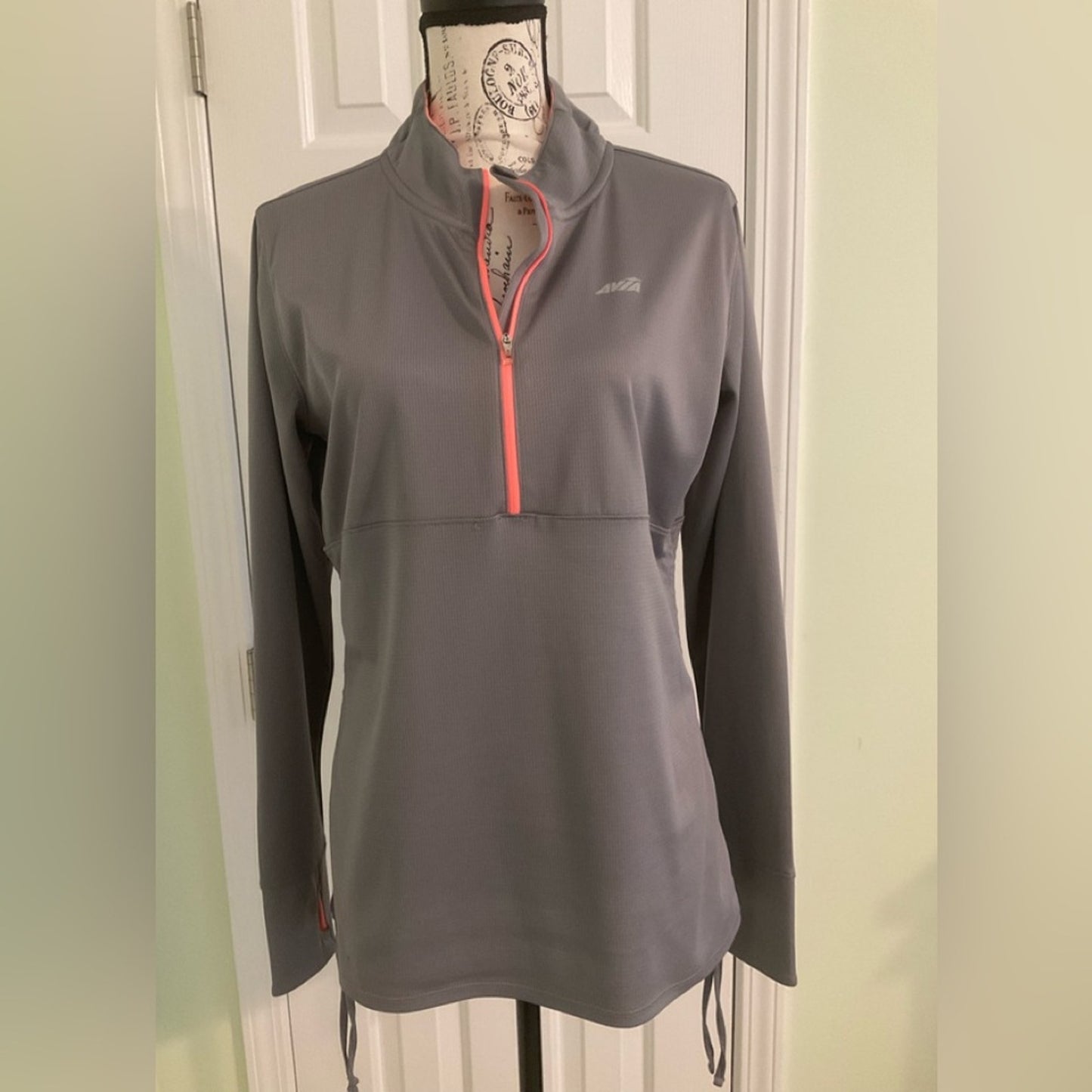 Avia Women's Gray Sweatshirt with Coral Zipper