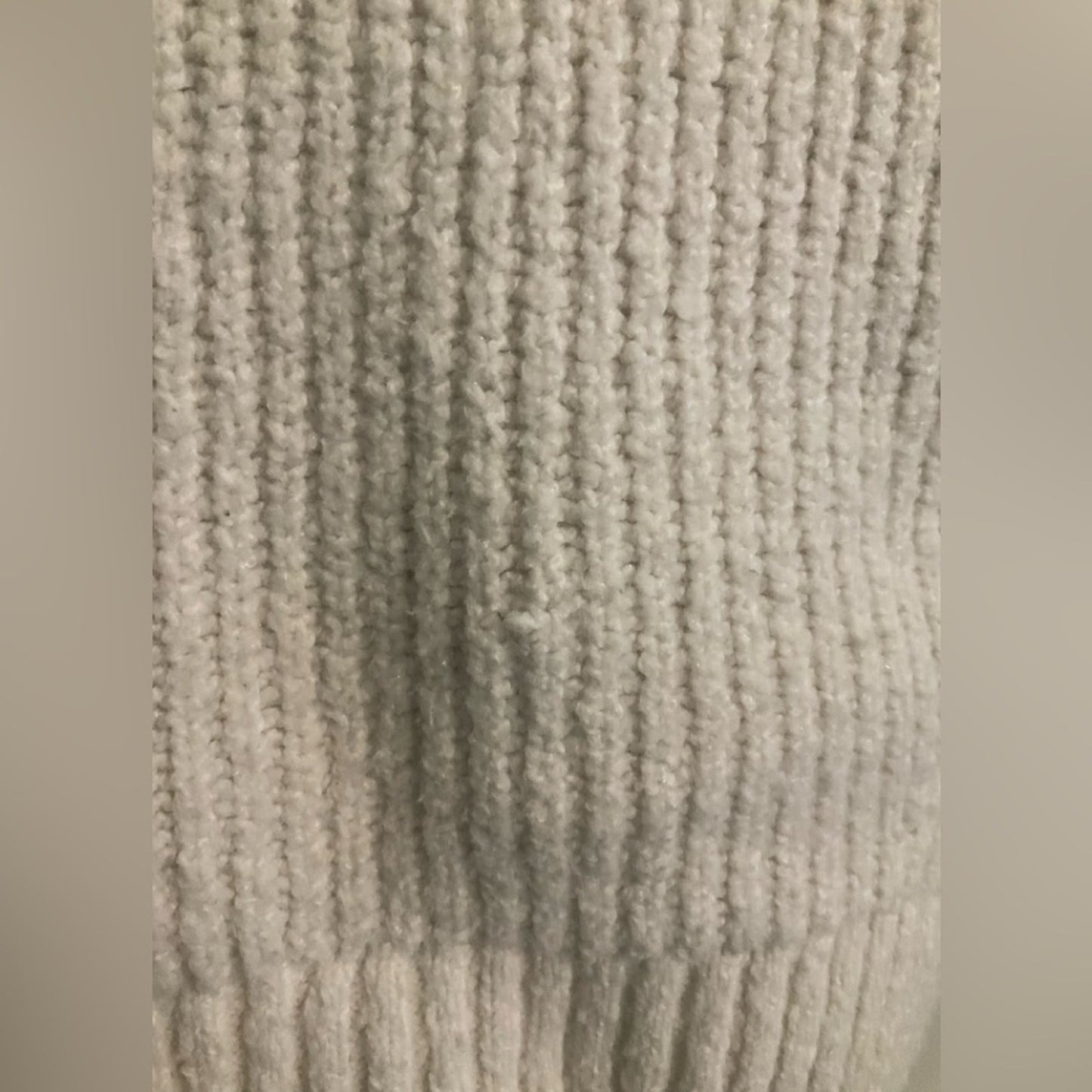 Old Navy Turtleneck sweater with long sleeves