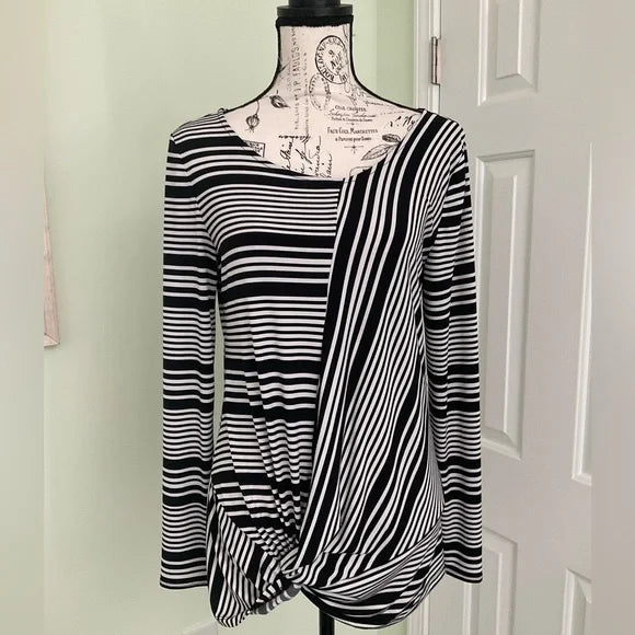 INC International Concepts top