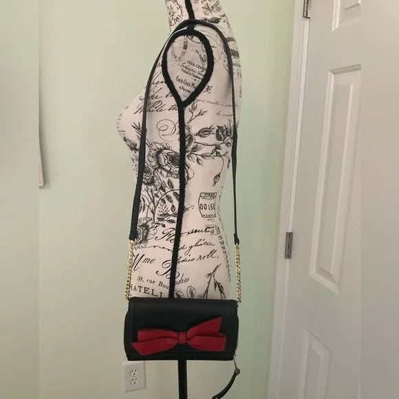 Crown Ivy crossbody Southern Blessed Shop