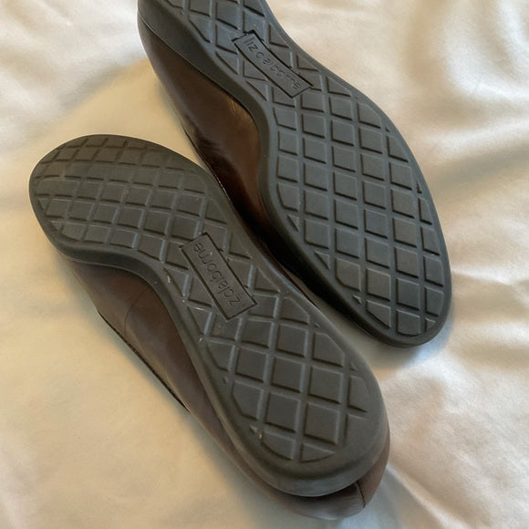 Liz Claiborne brown flats
