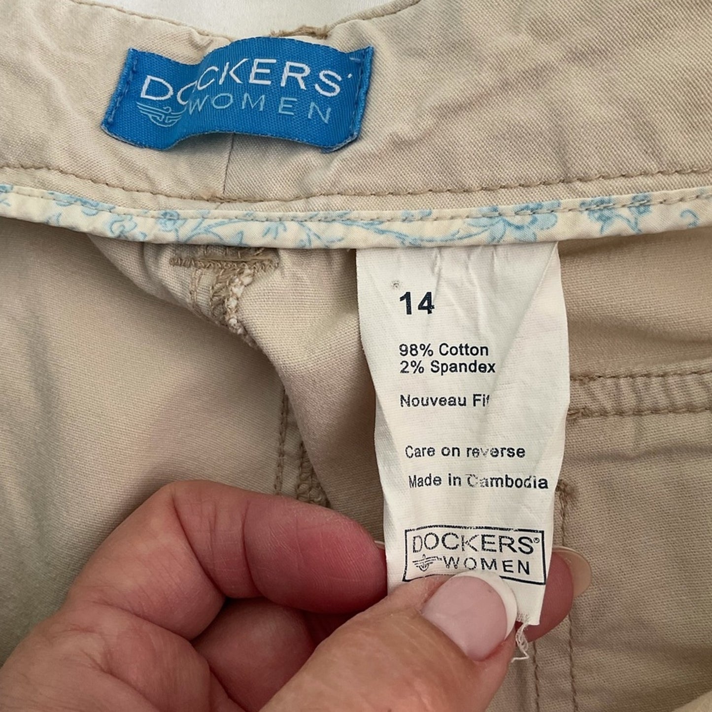Dockers Women khakis