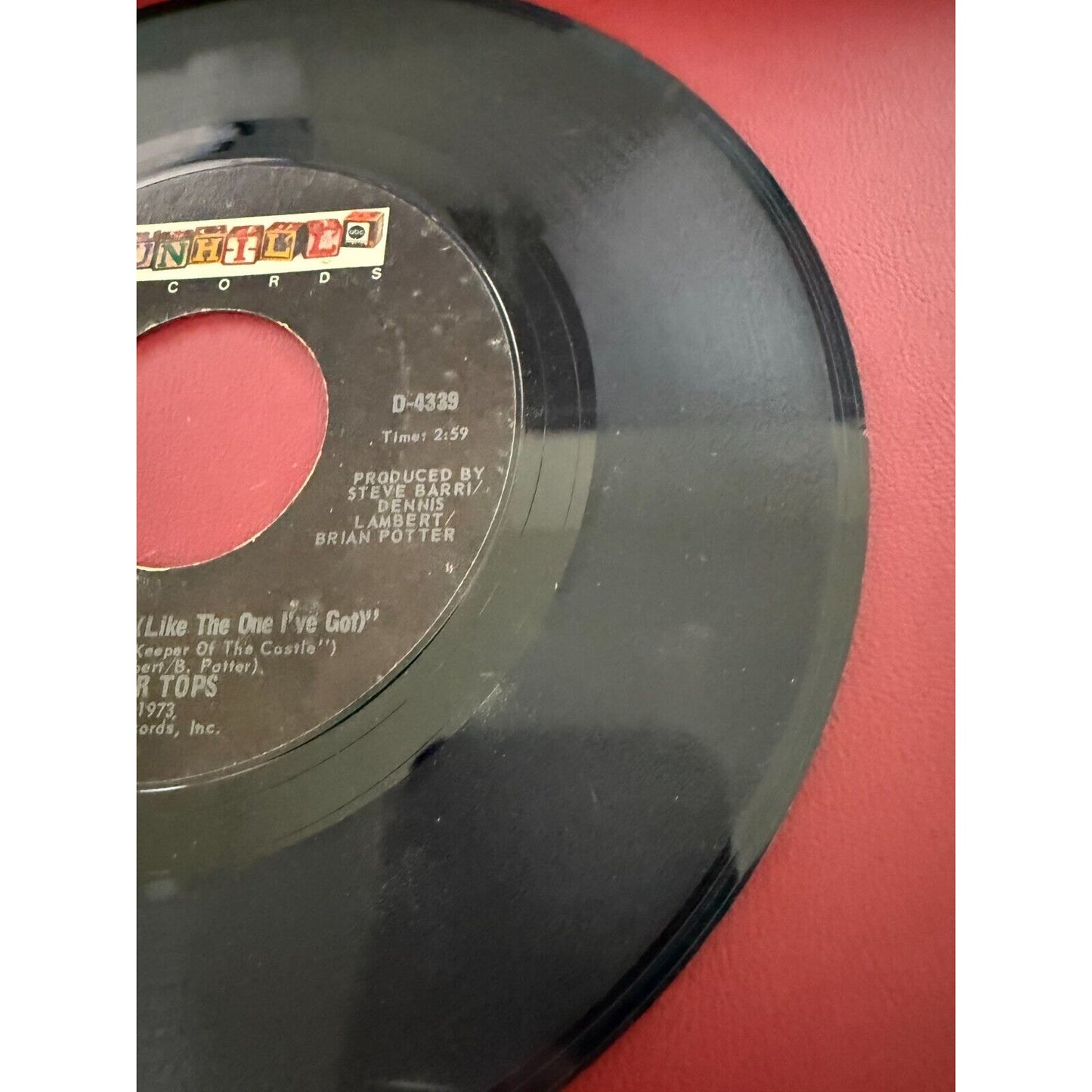 Four Tops – Ain't No Woman (Like The One I've Got) - 1973 - Dunhill D-4339 7" 45