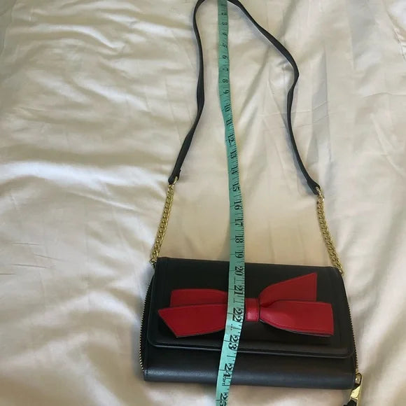 Crown & Ivy crossbody