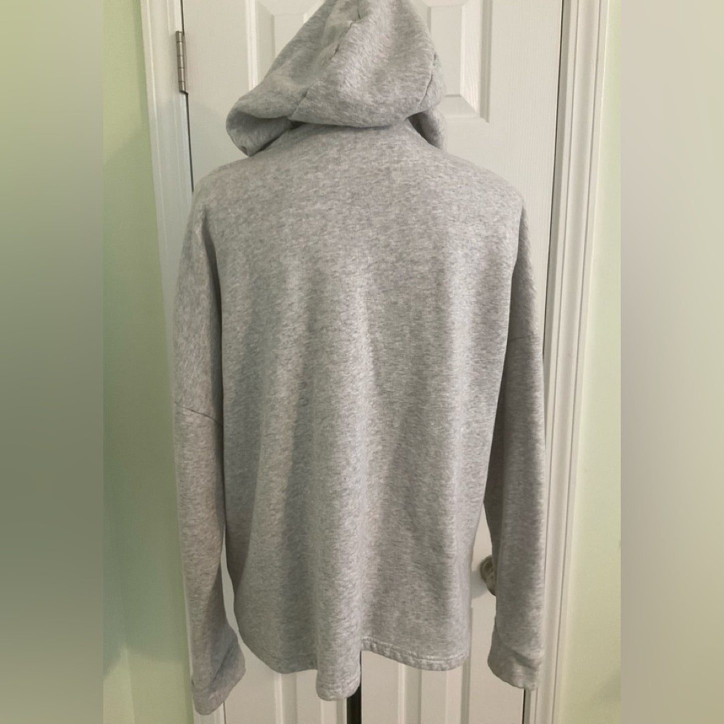 Under Armour Light Gray Pullover with Black Accents