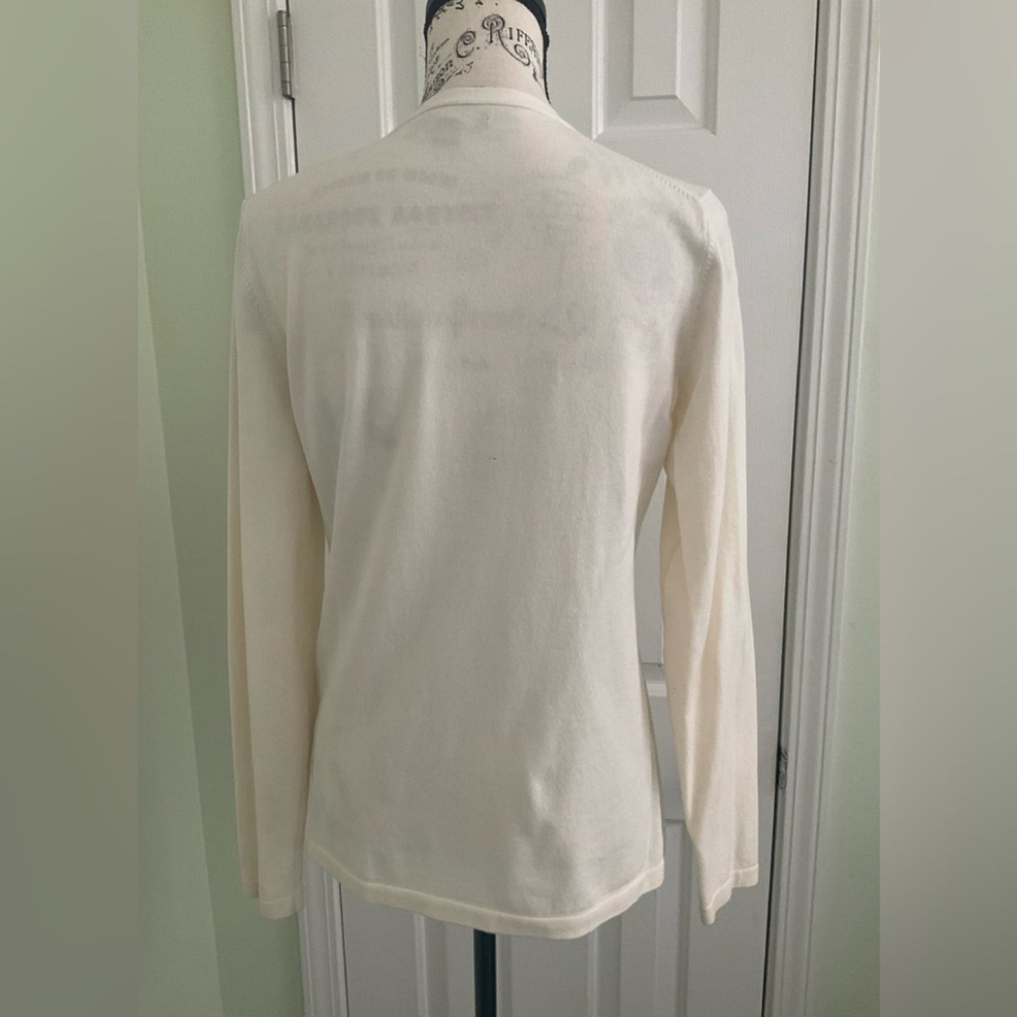 Tommy Hilfiger Women's White V-Neck Top