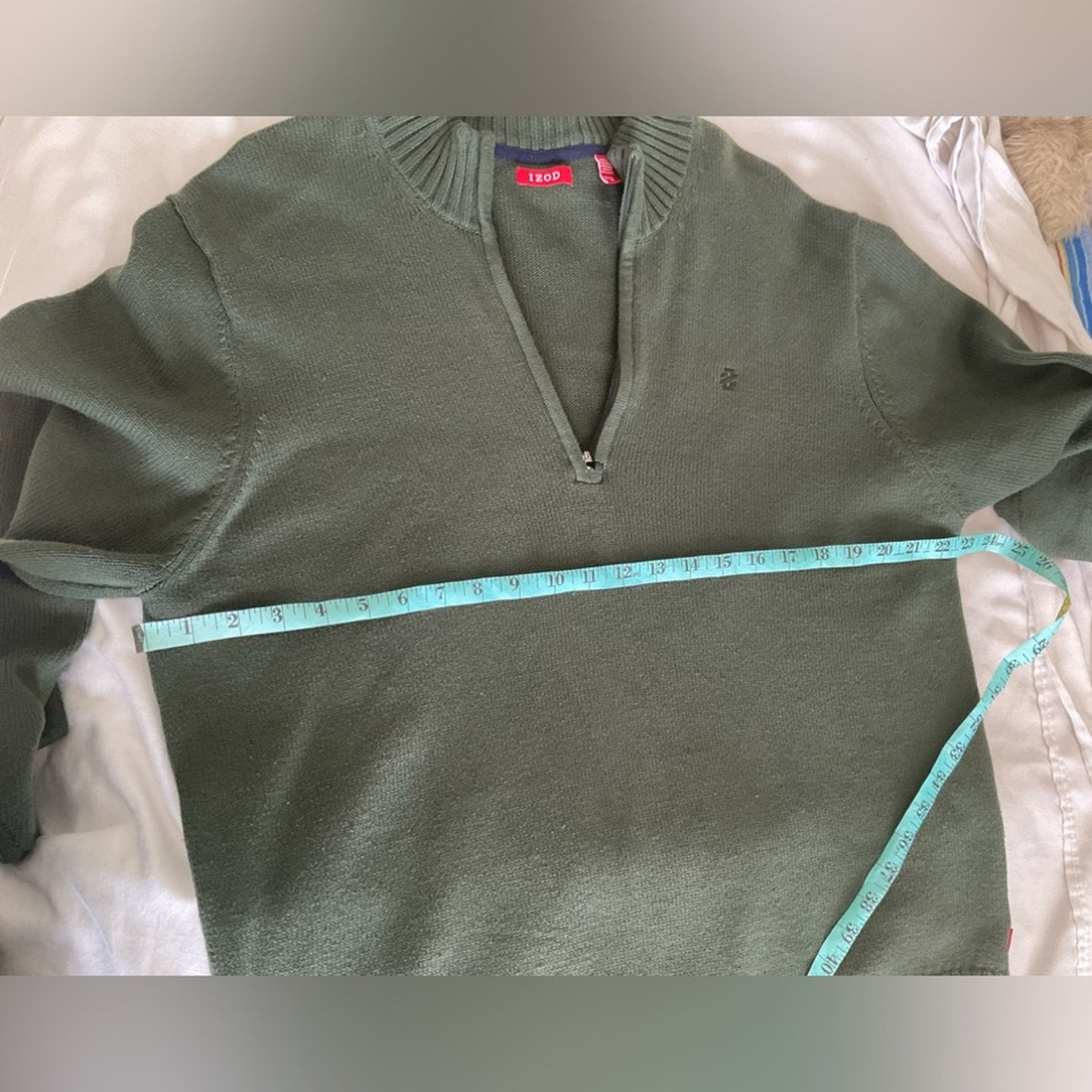 Izod Men’s 1/4 zip pullover sweater