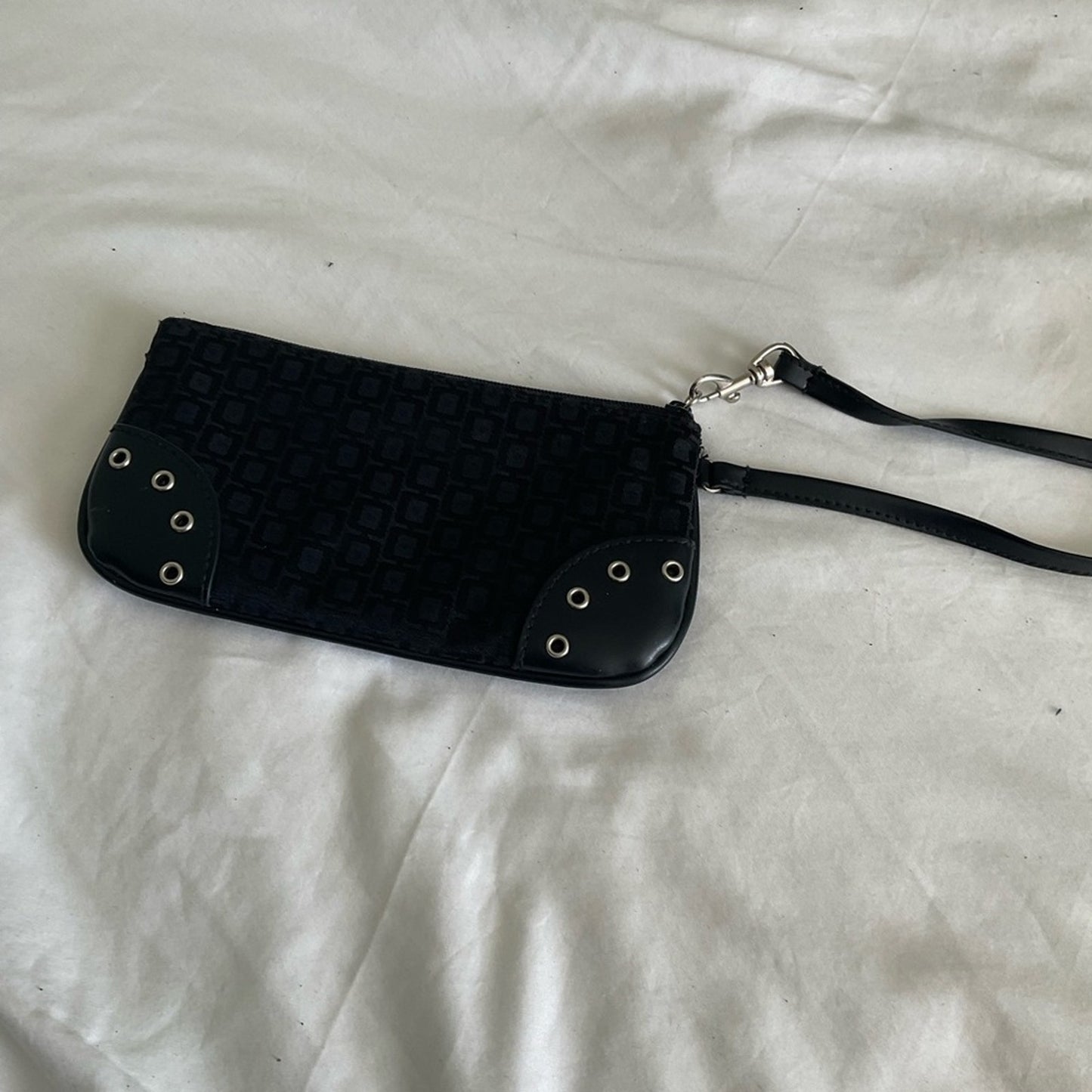Wristlet