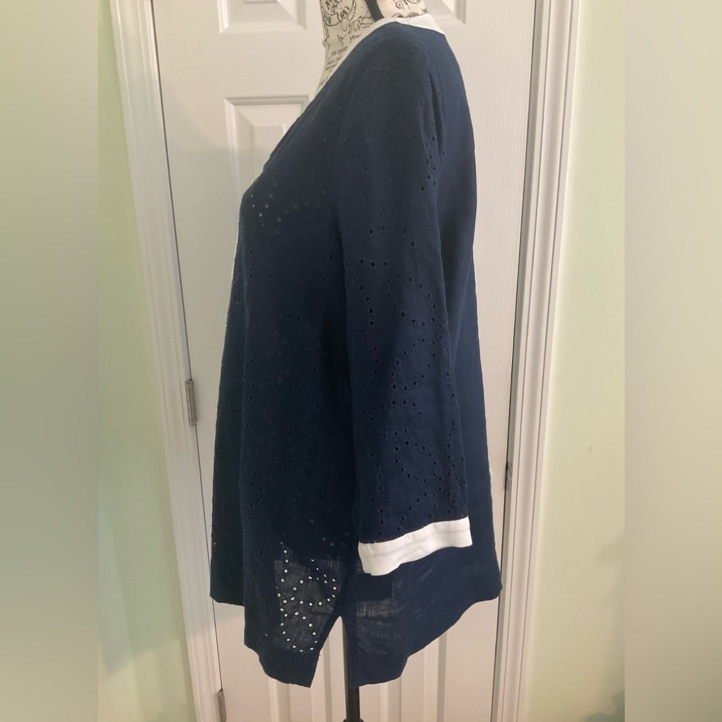 Charter Club Linen Navy Tunic with White Accents
