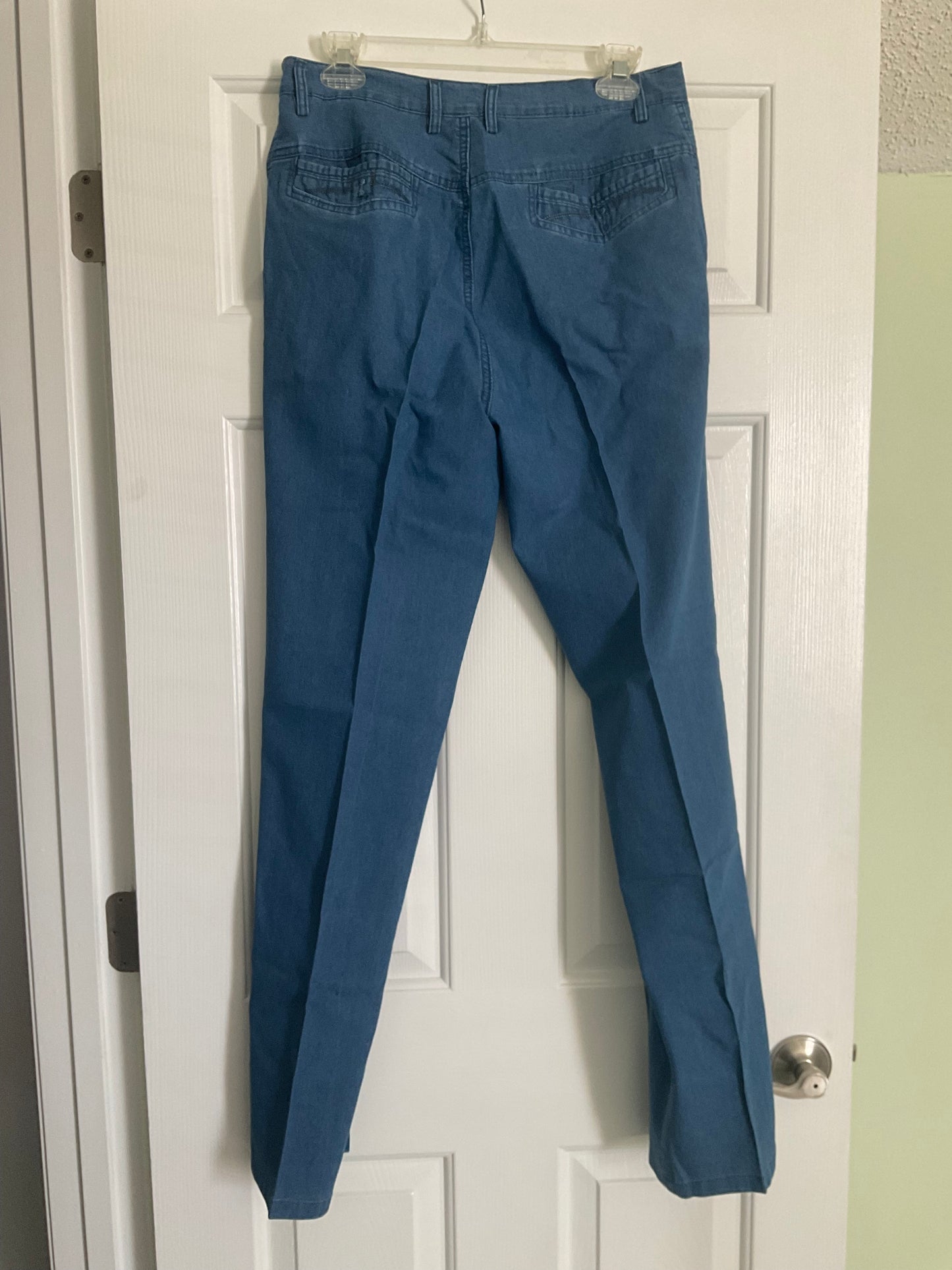 Men’s fashion jeans