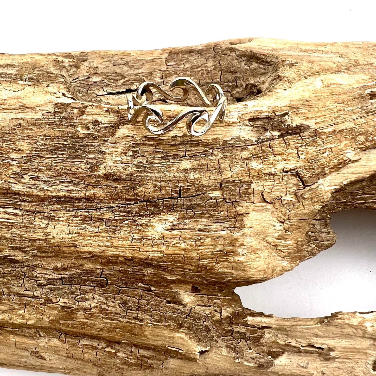 Jackie Gallagher Designs - Circle of Waves Ring