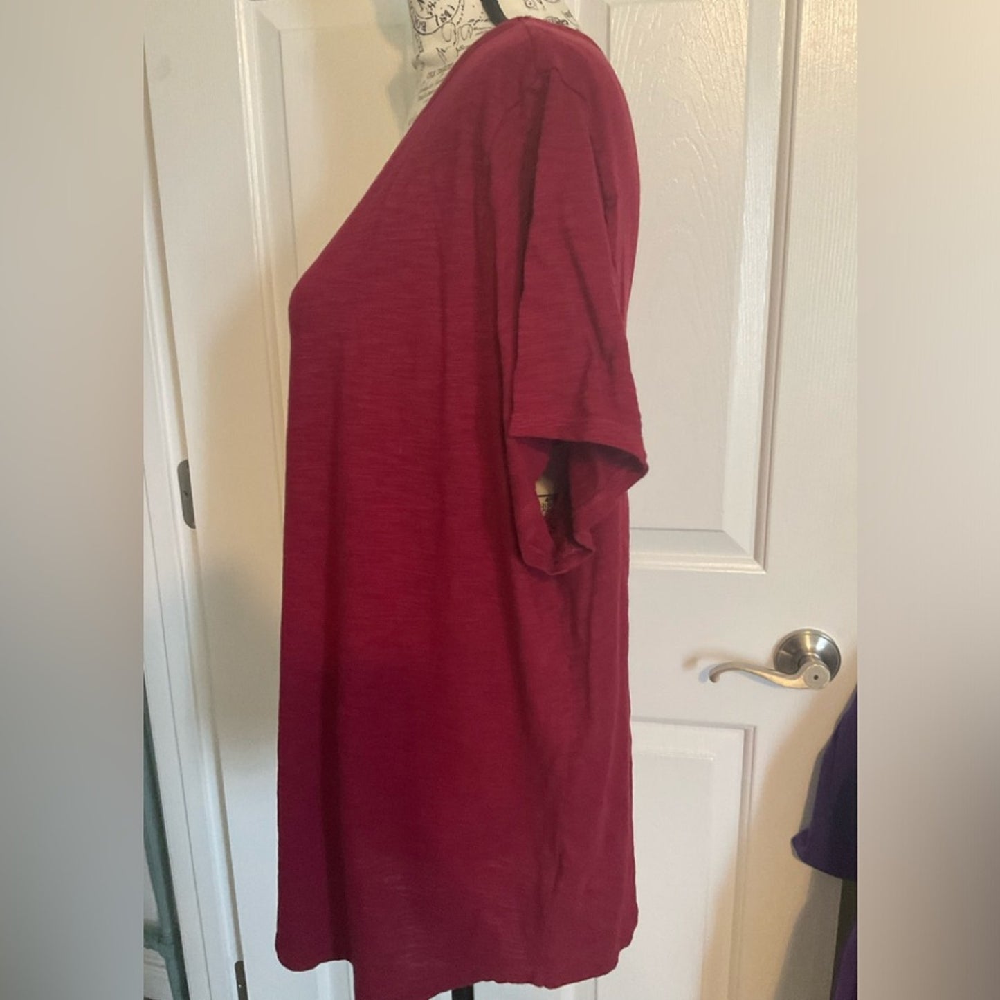 Old Navy Burgundy Everywear T-Shirt - Womens