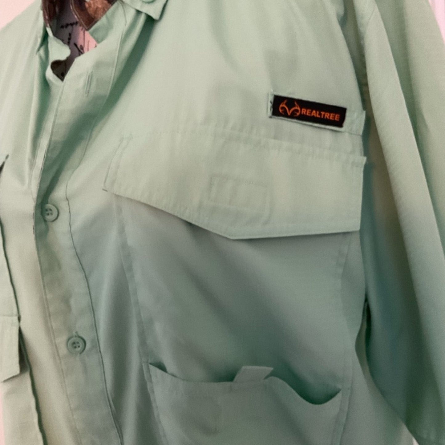 Realtree men’s button down shirt