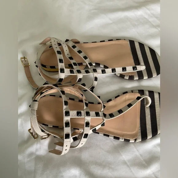 Tabita Sandals