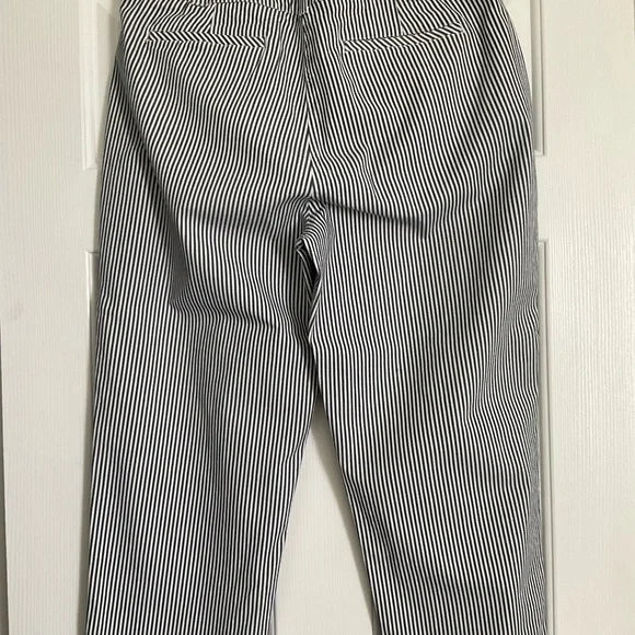 Crown & Ivy pants