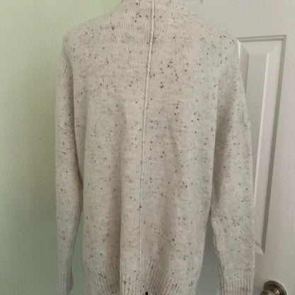 Jessica Simpson turtleneck sweater