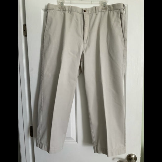 Haggar men’s khaki pants