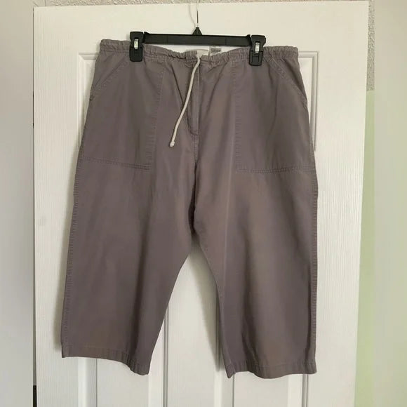 Bill Blass capris