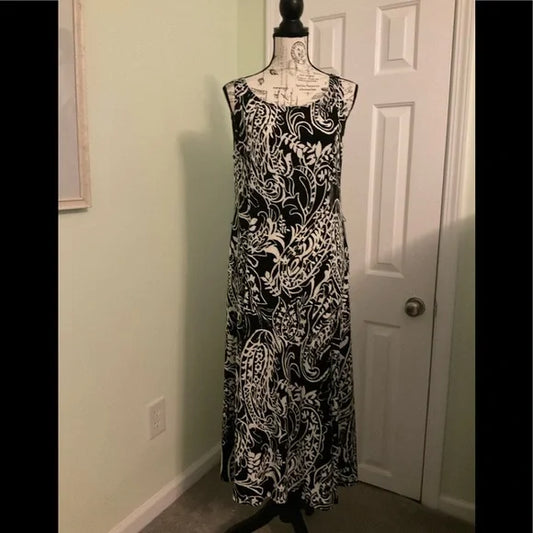 Jessica Howard Maxi Dress