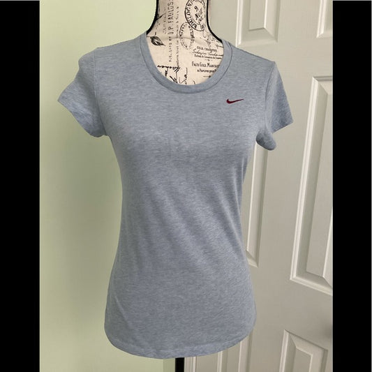 Nike t-shirt