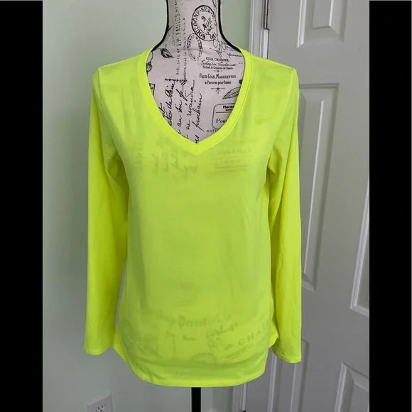 Nike top