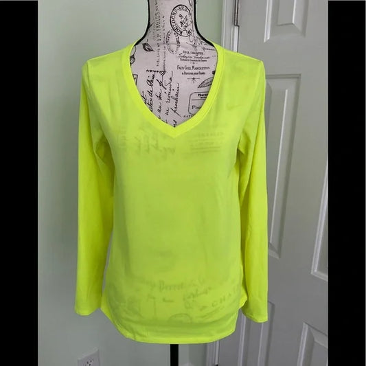 Nike top