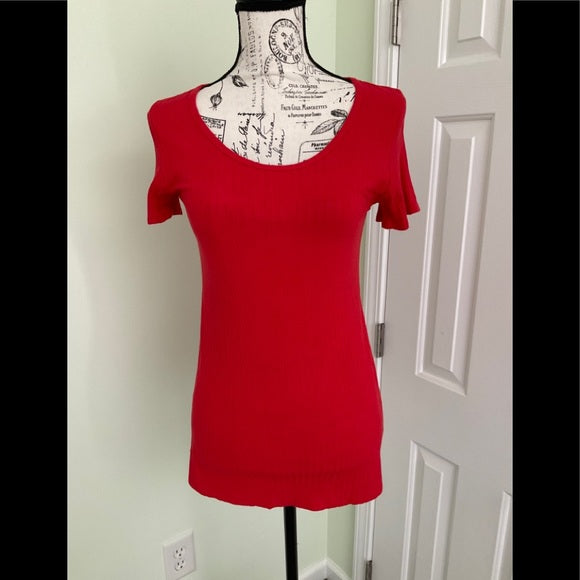 LuLaRoe red top