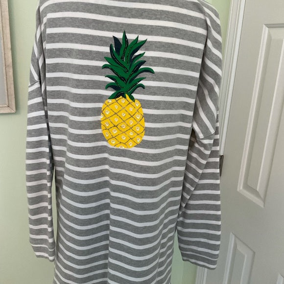 Crown & Ivy tunic