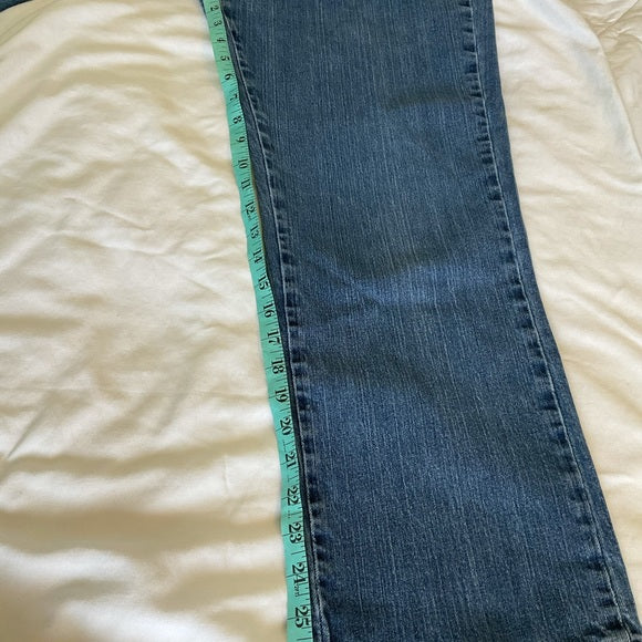 Lee Jeans