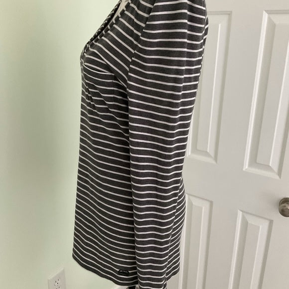 EckoRed long sleeve v-neck t shirt