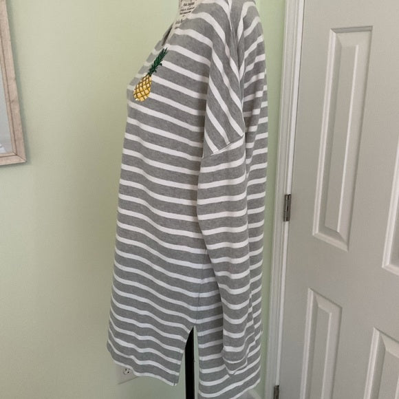Crown & Ivy tunic