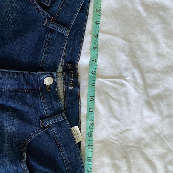 Lee Classichttps://admin.shopify.com/store/sbliquidation/products?query=SP145 Fit Jeans