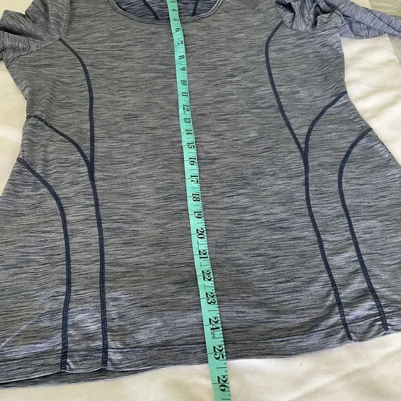 Reebok athletic top