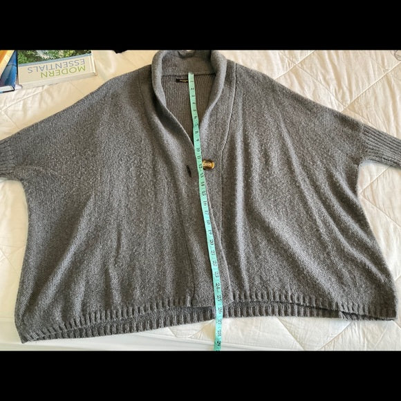 Janice Sweater wrap