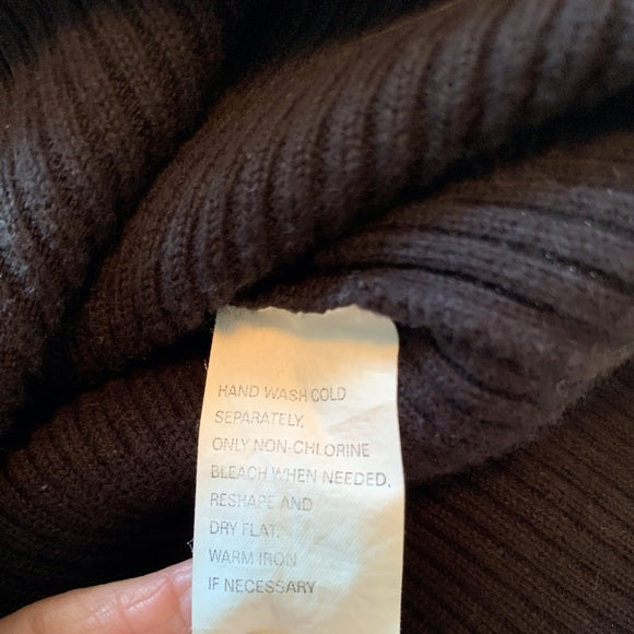 Jeanne Pierre sweater top