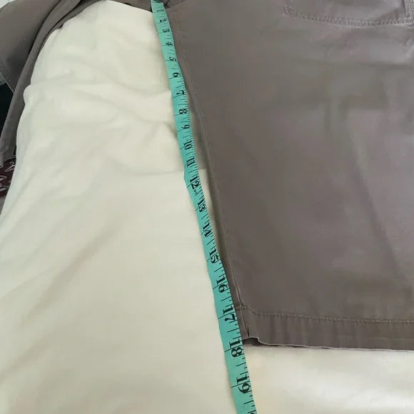 Bill Blass capris