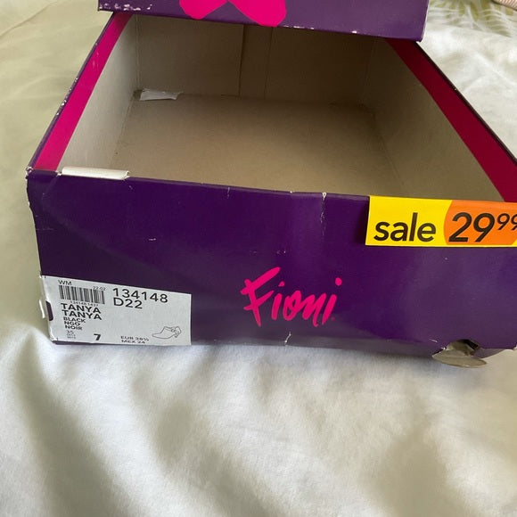 Fioni heeled half boot