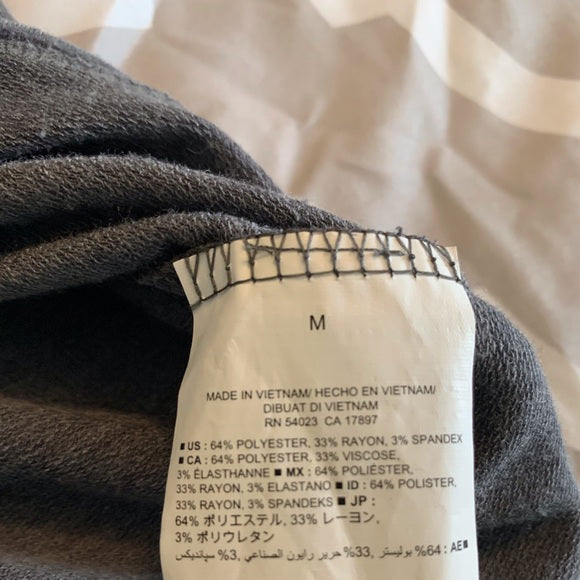 Old Navy Long sleeve t-shirt