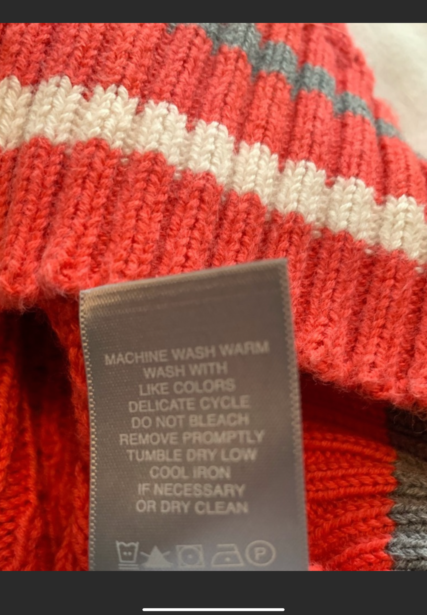 Liz Claiborne Sweater