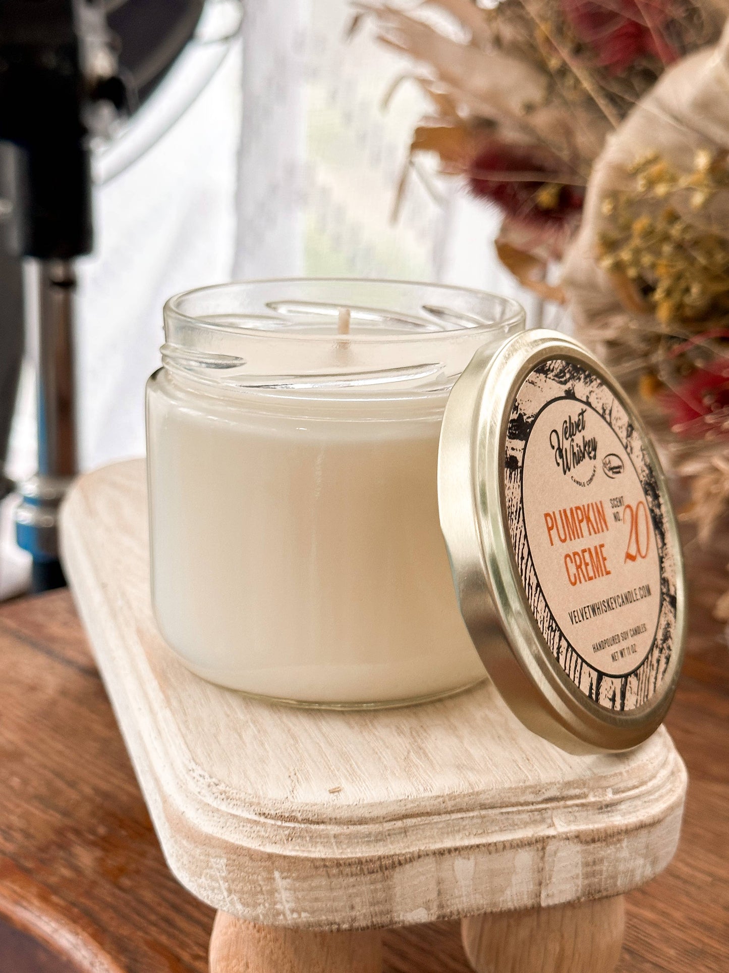 Velvet Whiskey Candle Co - 11 oz Pumpkin Creme Candle