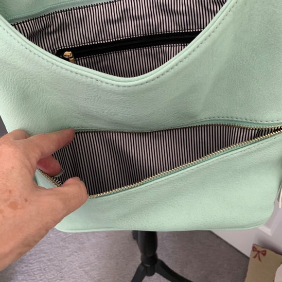 Tres Chic Pocketbook, purse, handbag, shoulder bag