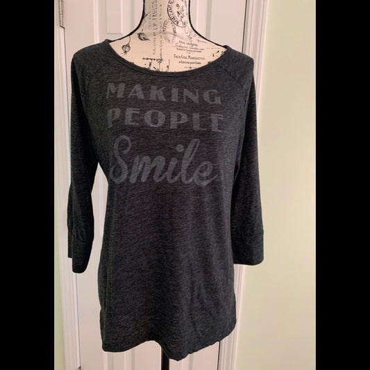 Old Navy T-shirt