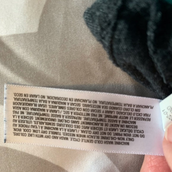 Old Navy T-shirt