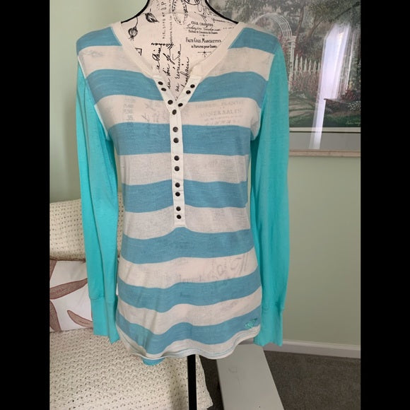 Roxy shirt