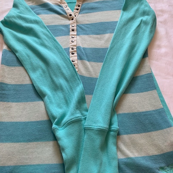Roxy shirt
