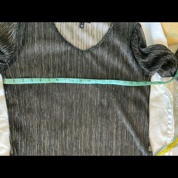 Adiva dress top