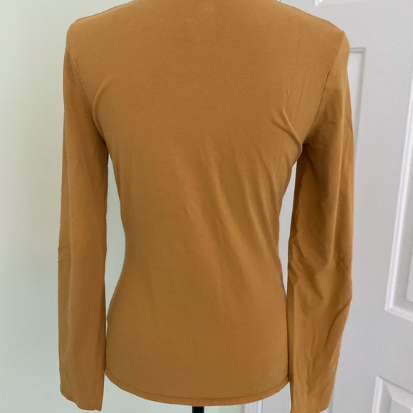 Mossimo V-Neck t shirt