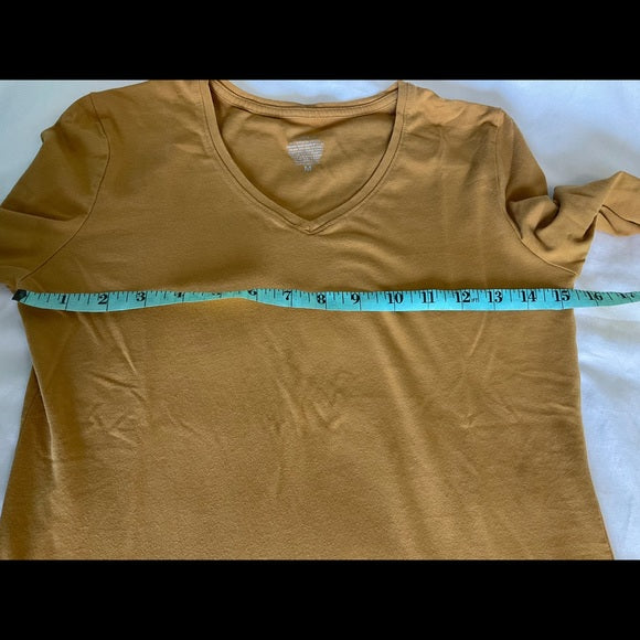Mossimo V-Neck t shirt