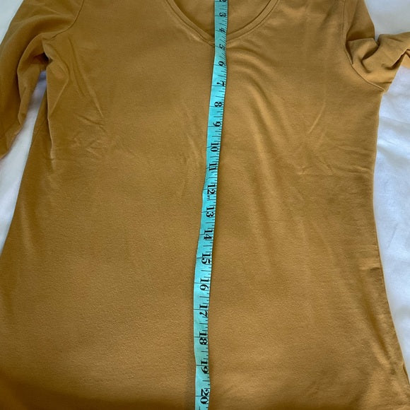 Mossimo V-Neck t shirt