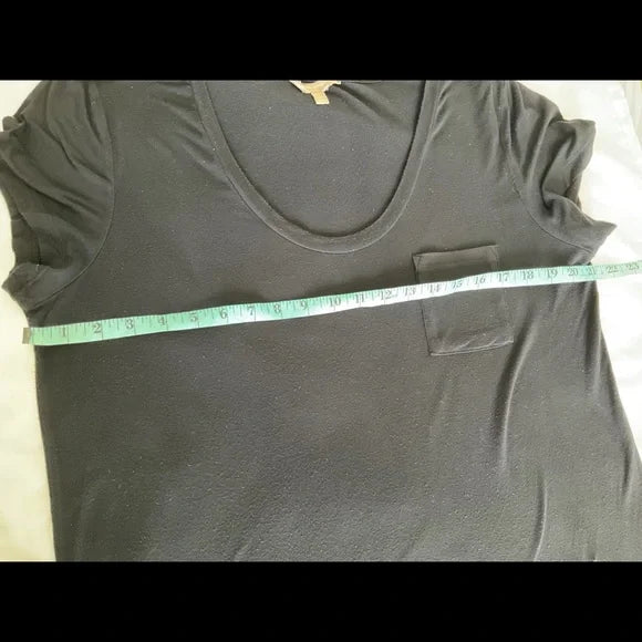 Banana Republic t shirt